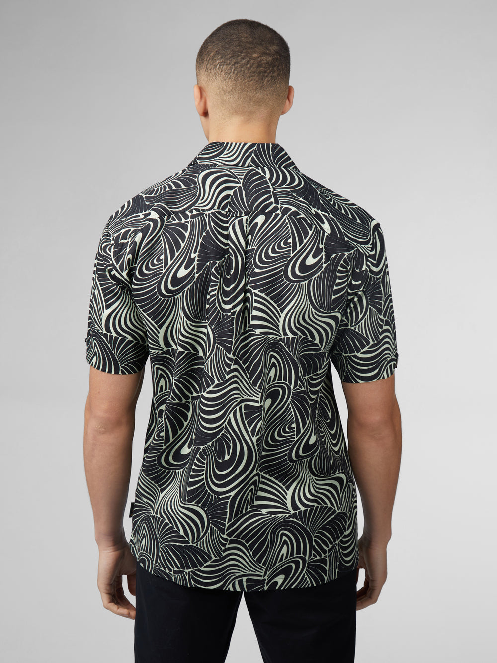 Mint Ben Sherman B by Ben Sherman Psychedelic Swirl Print Shirts | QV5708246