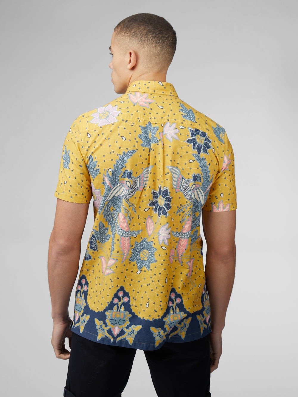 Yellow Ben Sherman Signature Abstract Botanical Print Shirts | XA4312560